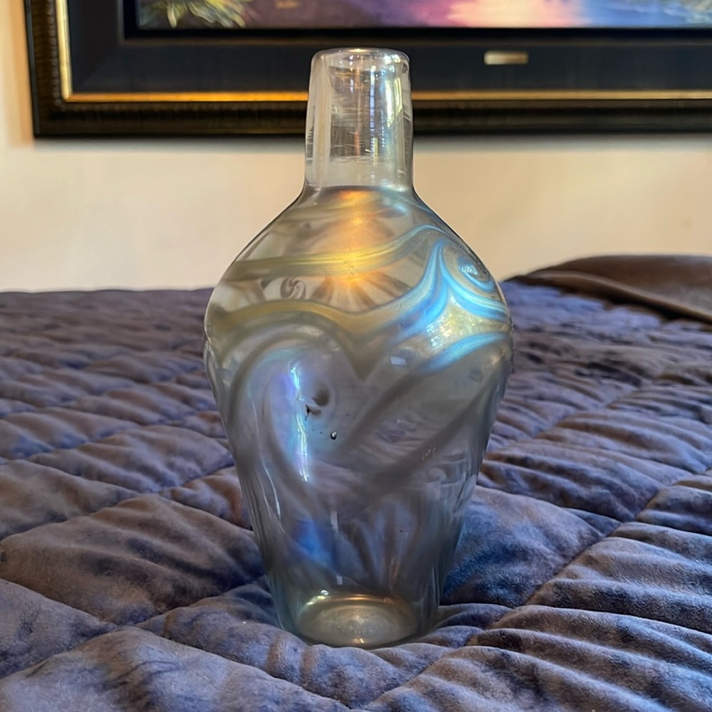 Art show vase